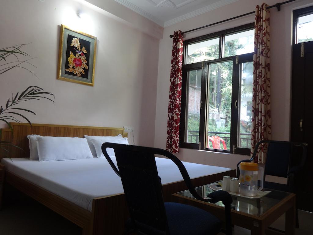 Hotel Kumar Residency Dharamshala Exteriör bild